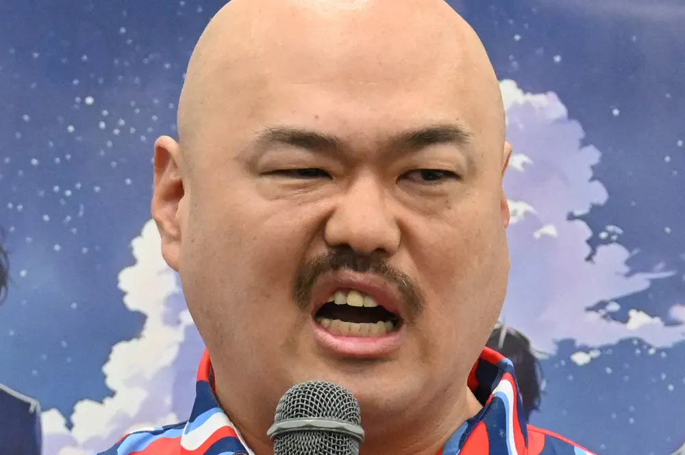 【芸能】クロちゃん、『彼女が出来た』は全くのウソだった！  問い合わせ殺到で「マネージャーにめっちゃ怒られた」