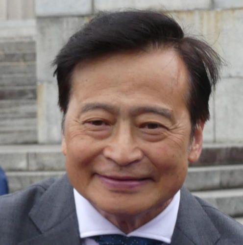 ラサール石井氏、陰謀論系フェイク投稿をリポストし謝罪「普段はいちいちファクトチェック」