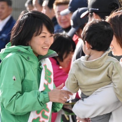 自民党広報　“新人支部長が街頭活動中に、通行人から手を叩かれるとされる事案”　を報告