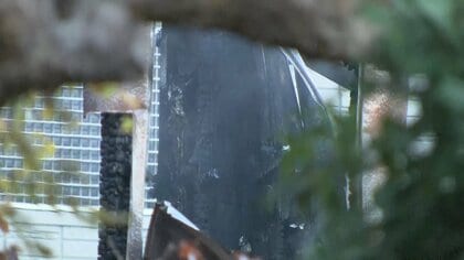 足立区の一軒家全焼　所在不明だった女子中学生を静岡県で無事保護