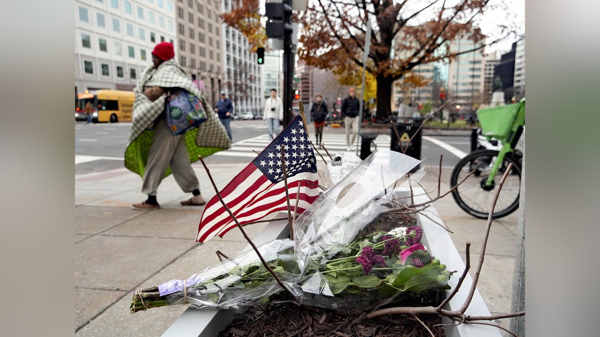 ワシントンで銃撃された２０歳の女性兵士死亡、容疑者はＣＩＡが支援したアフガン軍事部隊に関係