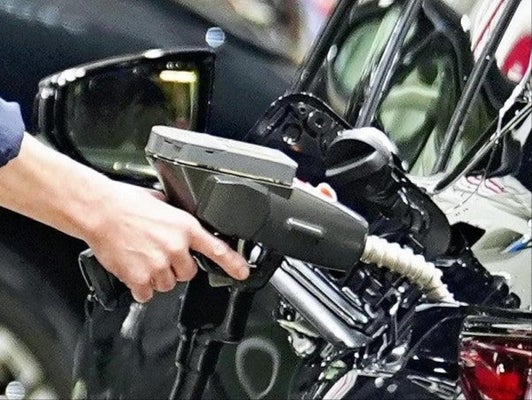 ガソリン税の暫定税率廃止法が参院で可決、成立…１リットルあたり２５・１円が年末で廃止