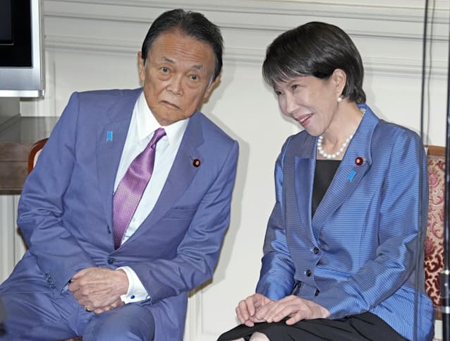 財政膨張、自民党内に異論　麻生副総裁「やりすぎじゃないか」