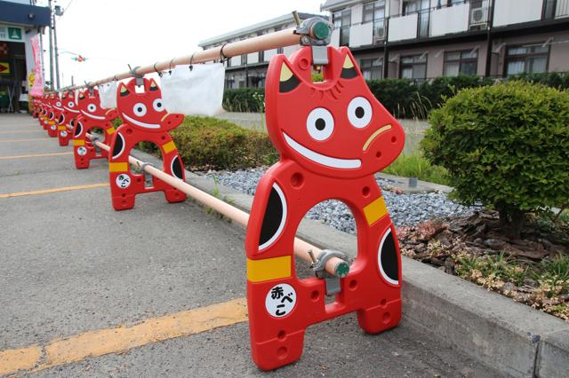 赤べこバリケード　一般の個人客から注文相次ぐ、グッズ化も　「いらないけど欲しい」可愛さ