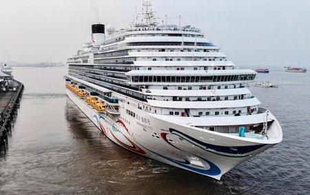 中国クルーズ船、日本への航海中止　日中関係悪化が影響か