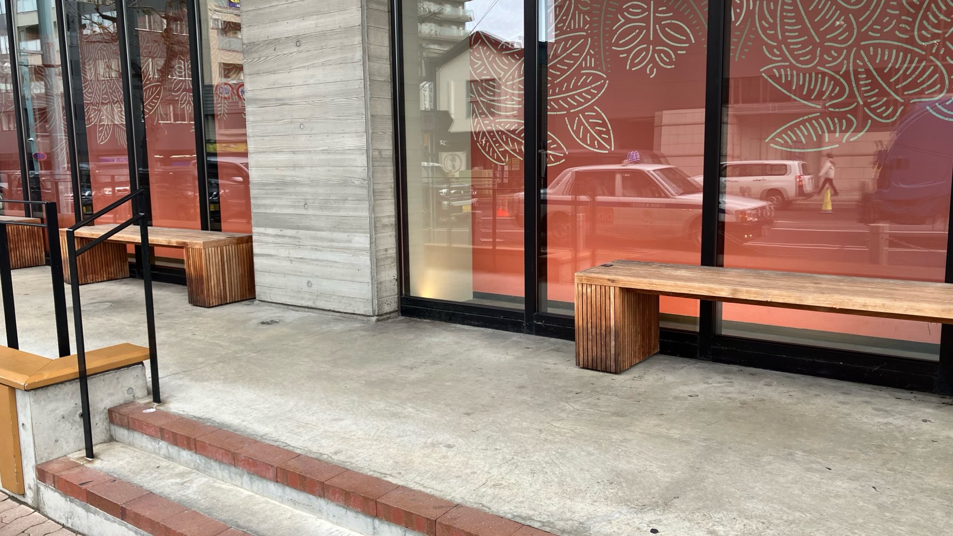 《火事場泥棒》取材中にテレビカメラが何者かに盗まれる《函館繁華街火災》警察が窃盗事件として捜査