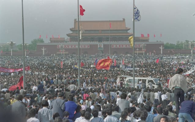 【天安門事件】軍事法廷の映像流出か　武力弾圧拒否の元軍長