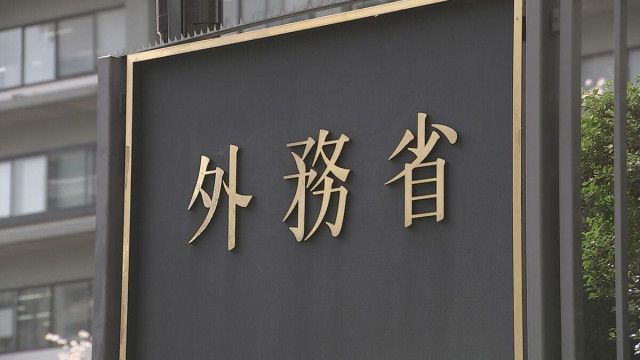 外務次官が中国大使に抗議　レーダー照射