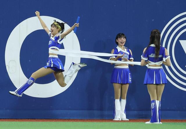 【野球】球場のお客さんは『プロ野球』を観に来ていない？  「チアリーダーなど野球以外のイベント」に熱心な球団関係者を残念に思う