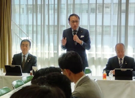 自民、外国人犯罪対策で提言　通訳確保で捜査迅速化