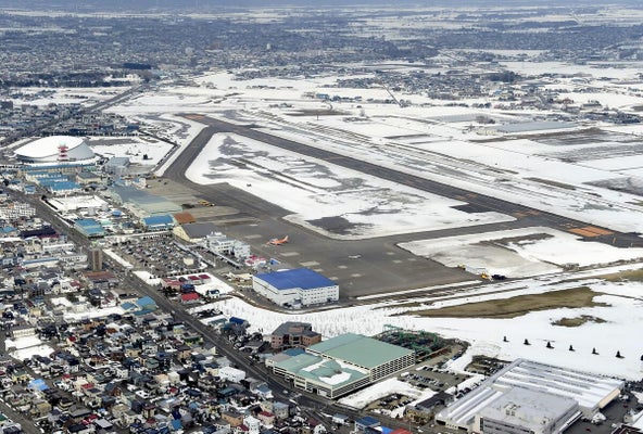 プロペラ機のエンジン片方が凍りつき、不安定になった可能性…秋田行き旅客機が函館空港に着陸