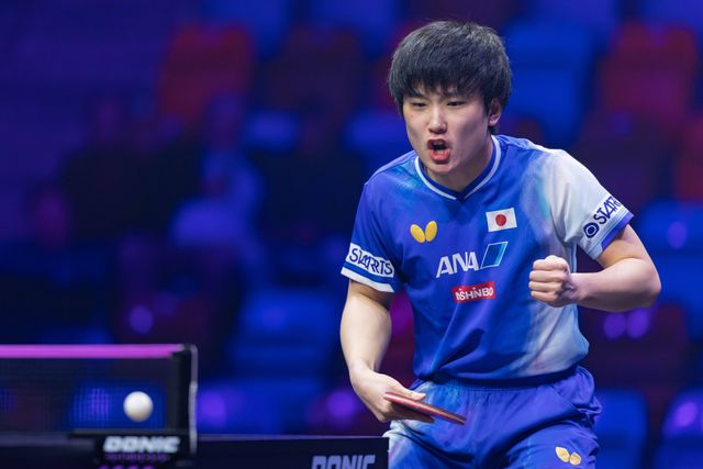 【卓球】張本智和、年間王者へ初戦突破！　中国語で勝利挨拶　現地ファン大歓声「優勝できるように頑張りたい」