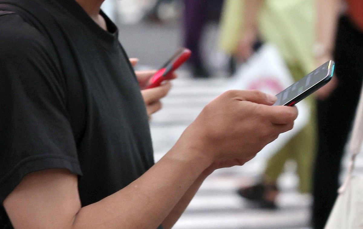 子どもの裸を友達の親に撮られた時どうする？ 相手は軽い気持ちでも流出リスクが心配 　(東京新聞)