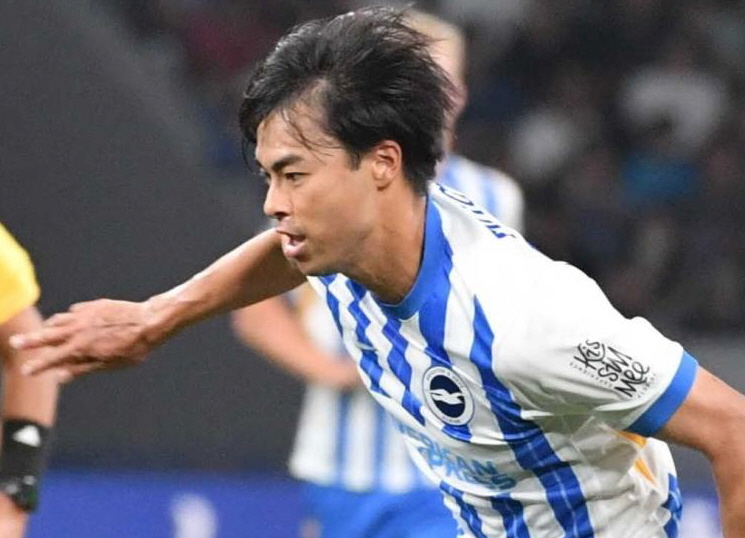 【朗報】三笘の髪、復活していた