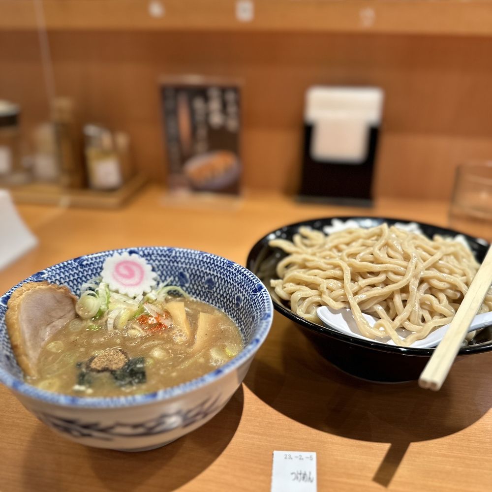 つけ麺六厘舎、松屋に買われる