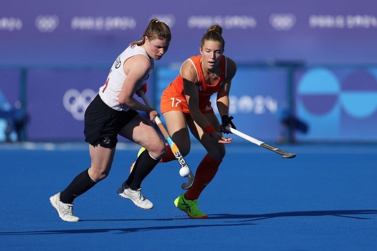 【身体に密着しすぎる女子アスリートのユニホーム】「着ると命を吸い取られるようだった」変革の取り組み進む