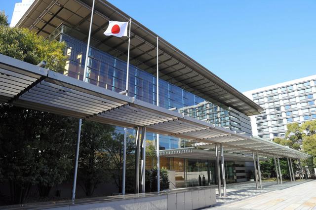 官邸幹部「日本は核兵器保有すべき」　政権内の議論は「ない」と説明