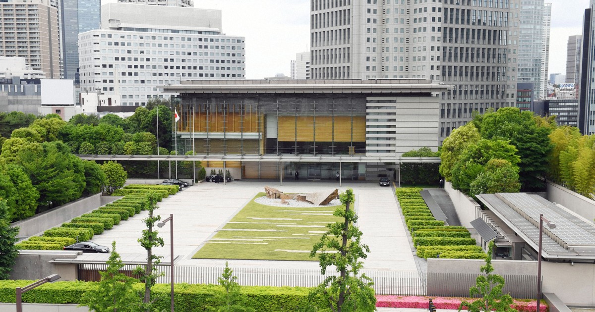 【社説】官邸内から核保有発言　問われる首相の任命責任