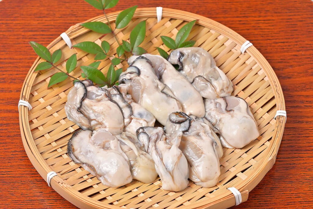 【専門医が解説】「加熱用カキ」を誤って生のまま食べてしまった…どんなリスクが生じる？　症状出たときに必要な“応急手当”