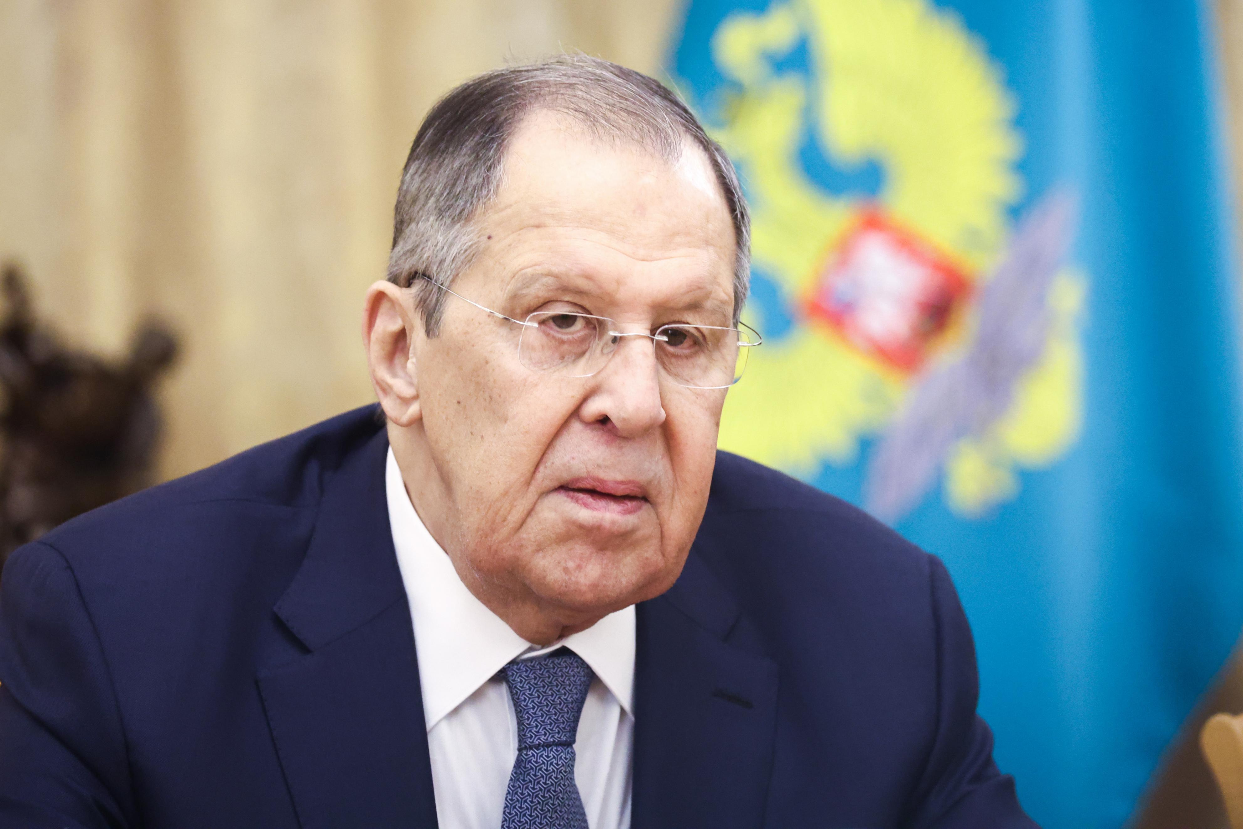 高市早苗政権「軍事化を加速」　ロシア外相、台湾巡り中国支持