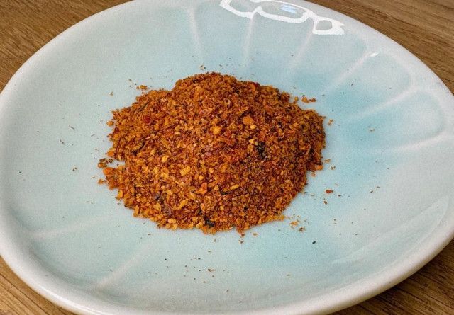 【食】年越しそばに七味…のはずが「八味」?　唐辛子にわく虫の正体