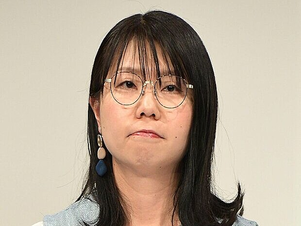 相席スタート・山崎ケイ　両親から「これからの時代は女の人も手に職を付けて、薬剤師になりなさいって、ずっと言われてた」