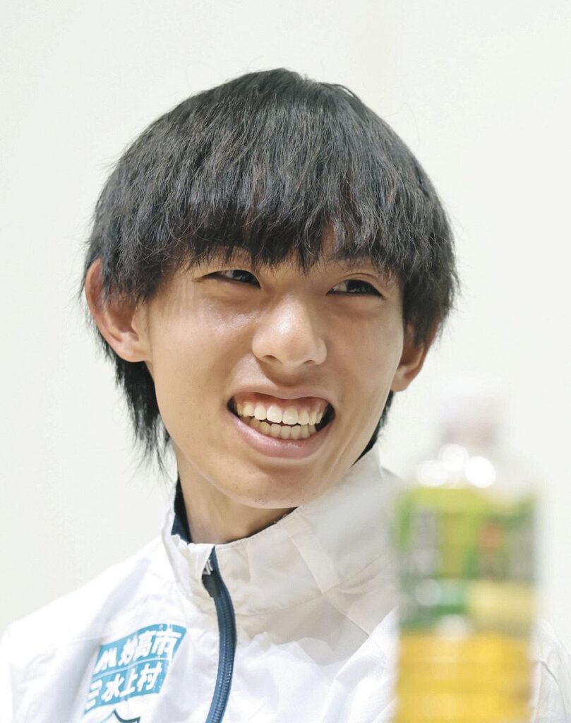 【箱根駅伝】青学大・黒田朝日、早大 監督車を抜き去るときの『ガッツポーズ』理由明かす「なんかテンションが ちょっとノリで」苦笑い