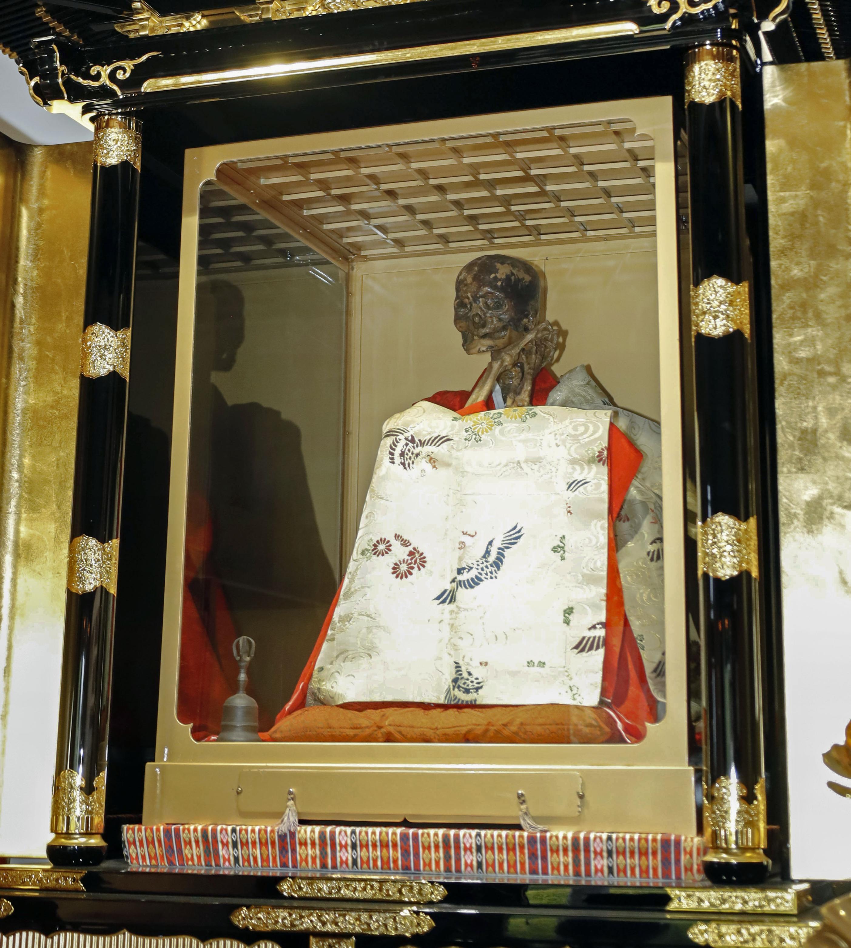 福島・浅川町の「お薬師さん」時代宗派超え　貫秀寺の即身仏、地域で大切に