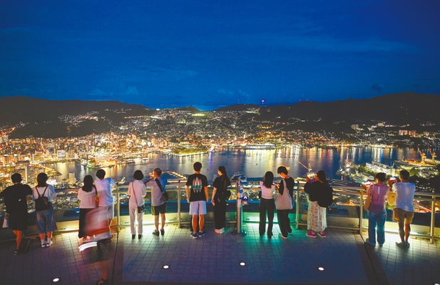 ニューヨーク・タイムズが選ぶ今年の旅先に長崎「すべてが失われるはずだったが、街は生き残った」…沖縄も選出