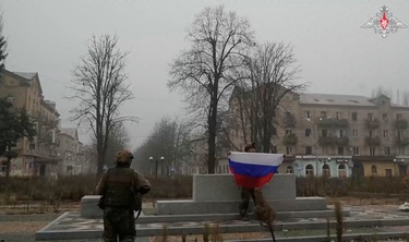 ロシア、年金生活者や生活困窮者をウクライナ前線に投入　犠牲をいとわない戦い方はもはや“肉ひき機”