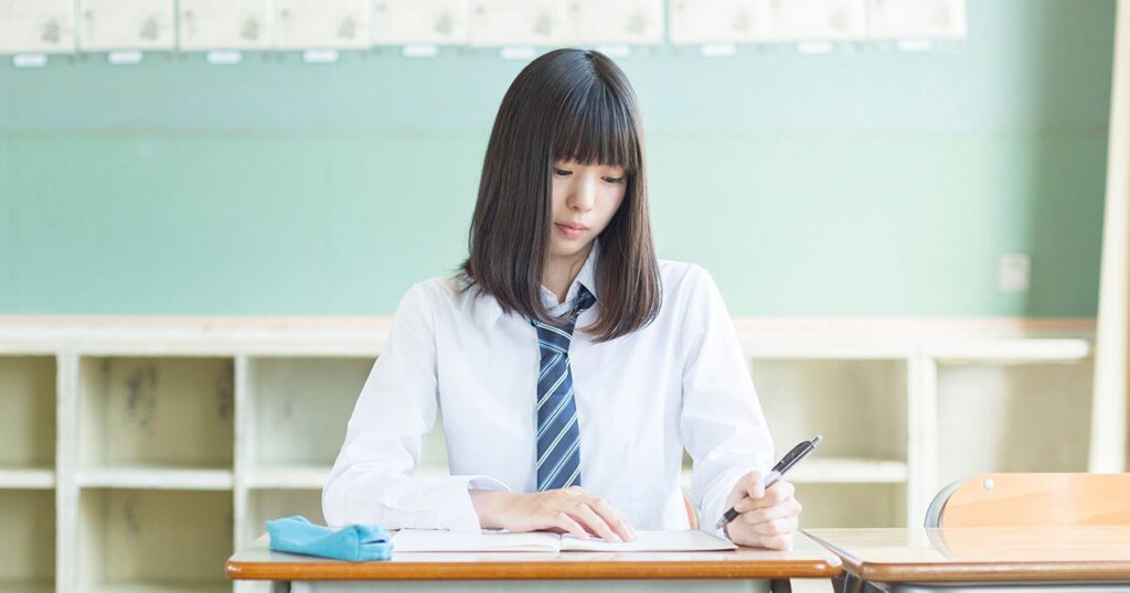 【学歴】「世の中、理系が上で、文系は下みたいな空気を感じます。そんなに文系っていけないんですかね」。文理に優劣はあるのか