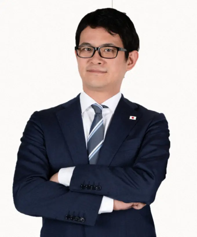 元官僚芸人　東大京大卒だらけの壮絶労働環境明かす「書類ビリーって破いてバーンとか」「“よくこんな頭悪いこと思いつくね”みたいな」