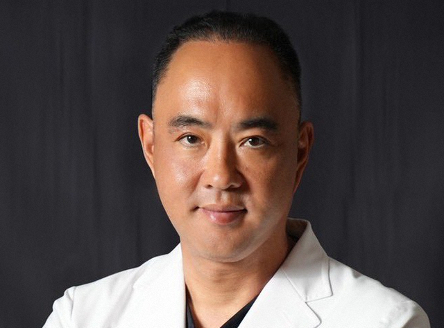 麻生泰医師、中国人観光客の“激減”で大きなダメージが…　高市首相に「マジで何を言ってくれてんねん」