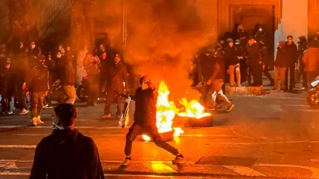 【イラン、反体制デモ】頭部を撃ち抜かれた遺体多数