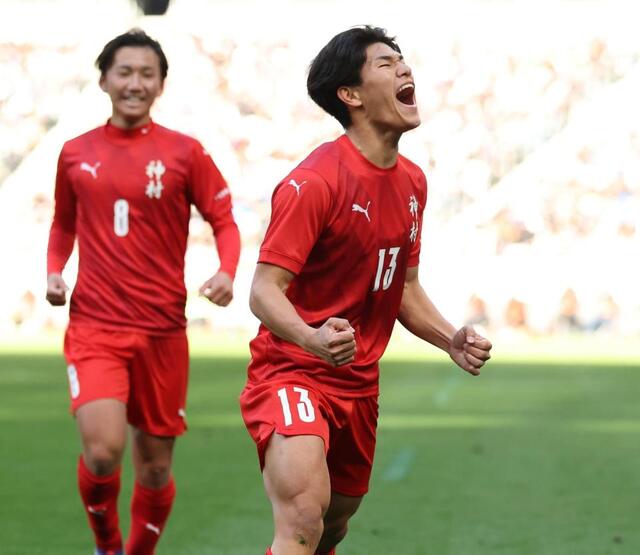 【高校サッカー】初の６万人超えアナウンスに国立がどよめく　決勝史上最多の観衆６万１４２人