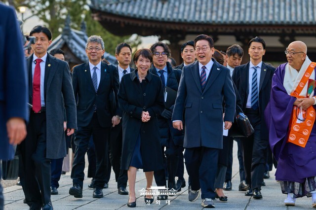 【韓国報道】 李大統領の「スニーカー」で、高市首相と和やかな雰囲気