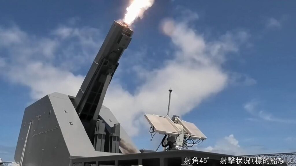日本が開発中のレールガン洋上射撃試験ビデオ　防衛装備庁