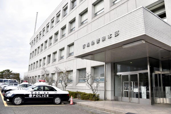 新潟県警が不同意わいせつ容疑で３０代男性を誤認逮捕、防犯カメラで無関係と判明し６日後釈放