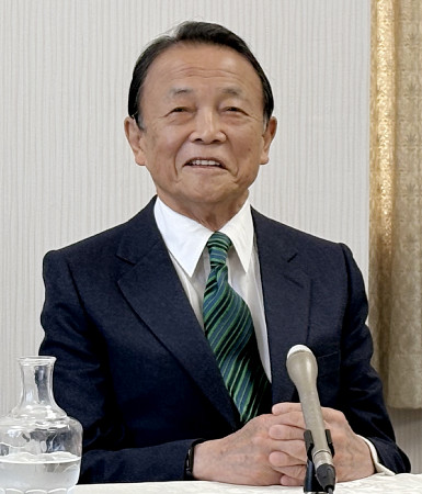 麻生氏、衆院解散を支持　「支持率が高いときに解散するのは当然の常識だ」