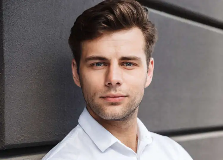 外人「ナゼ日本のロボットは剣で戦うのデスか。銃の方がツヨイヨ」