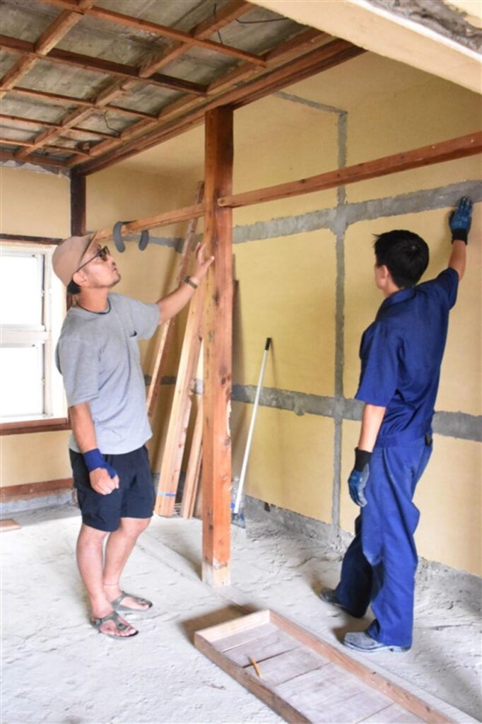 【DIY】家賃1万円、築74年の団地が3カ月で満室「内装は自分で」が人気