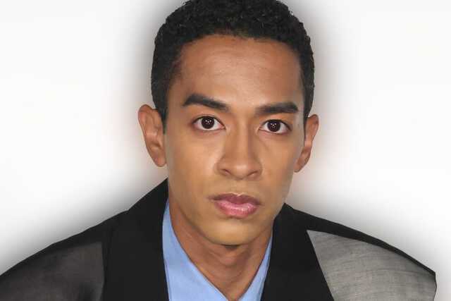 草間リチャード敬太・元メンバー、逮捕直前に見せていた「マスク姿での奇行」DVDショップやバーが入居する事件現場の雑居ビル付近を徘徊