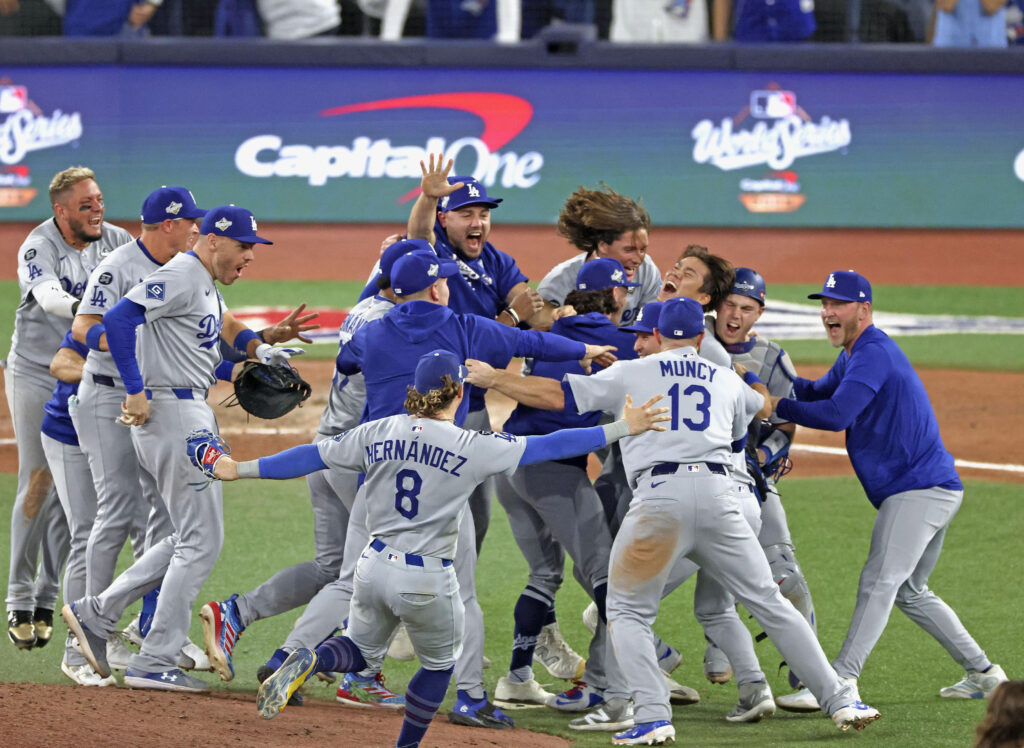 【米FOXスポーツ発表】中継したワールドシリーズ（WS）第7戦は2733万人視聴　ピーク時には3310万人・・・7試合を通じた平均視聴者数は約1571万人で、2018年以降では最多を記録