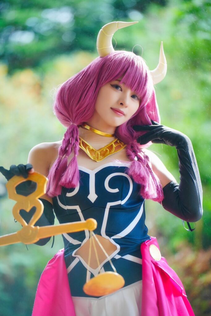 日テレ・河出奈都美アナ『葬送のフリーレン』アウラ姿披露「クオリティ高すぎ」“自腹コス”連発でファンうならせ続ける“本気”ぶり