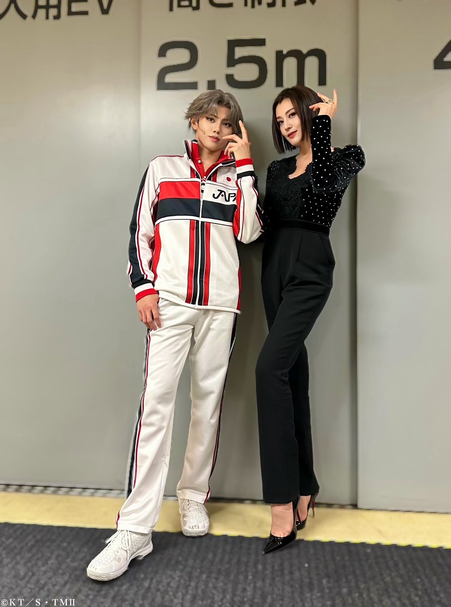 ミュージカル『新テニスの王子様』藤原紀香さん演じる“跡部母”が美しすぎると話題、作者が描いた藤原紀香のイラストも