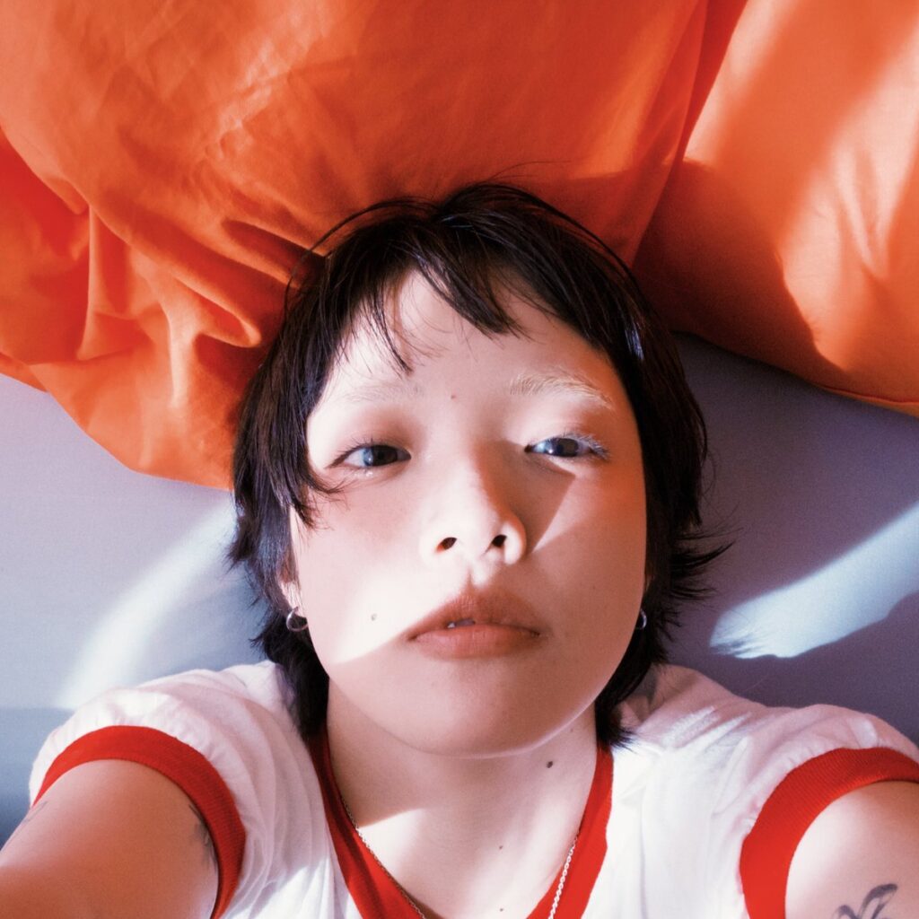 あいみょん「髪切った！気合いで見慣れてぇ」「これからもよろしくー！！」