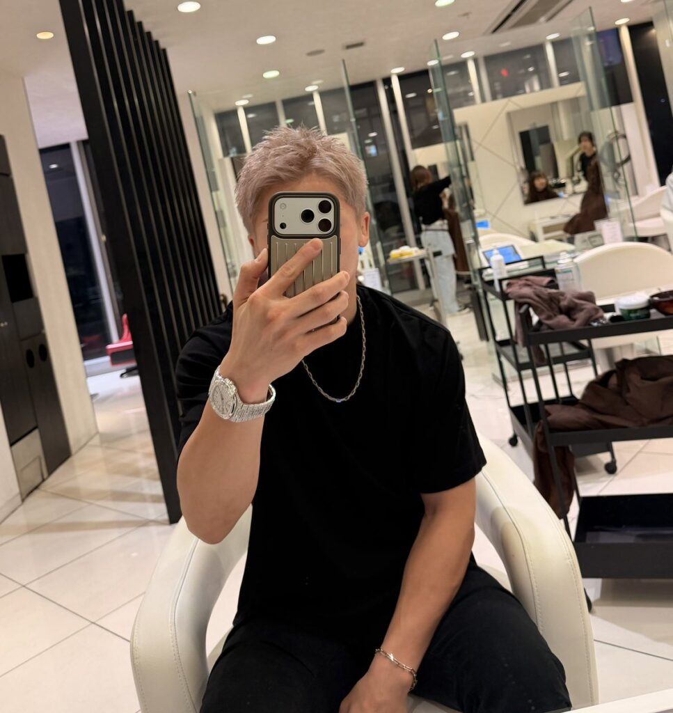 【プロボクサー】井上尚弥着用の高級腕時計の“衝撃の価格”に「化け物みたいな時計つけてて草」「桁レベチすぎんか」と話題