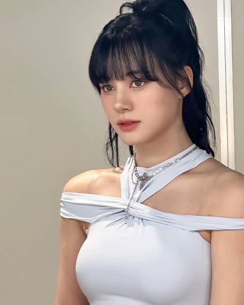 【文春】ミセスのギターが巨乳グラドル＆NiziUと二股交際ｗｗ