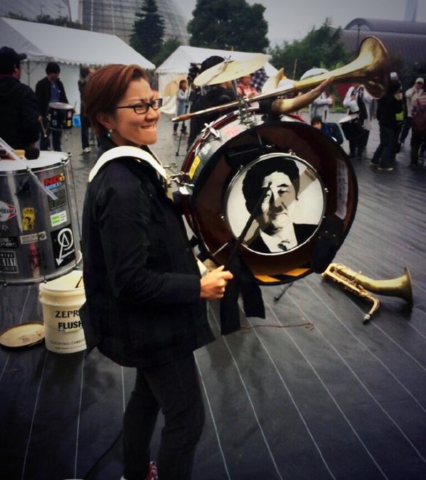 アベドラムの共産党員、池内さおりの女性蔑視への批判が相次ぐ