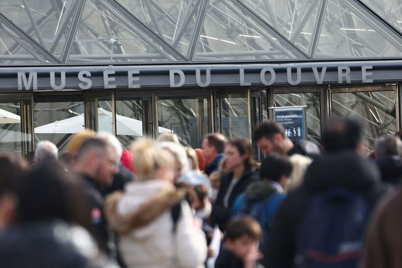 【フランス】ルーブル美術館強盗事件 容疑者拘束も消えぬ〝黒幕〟の噂…内部に共犯者か?